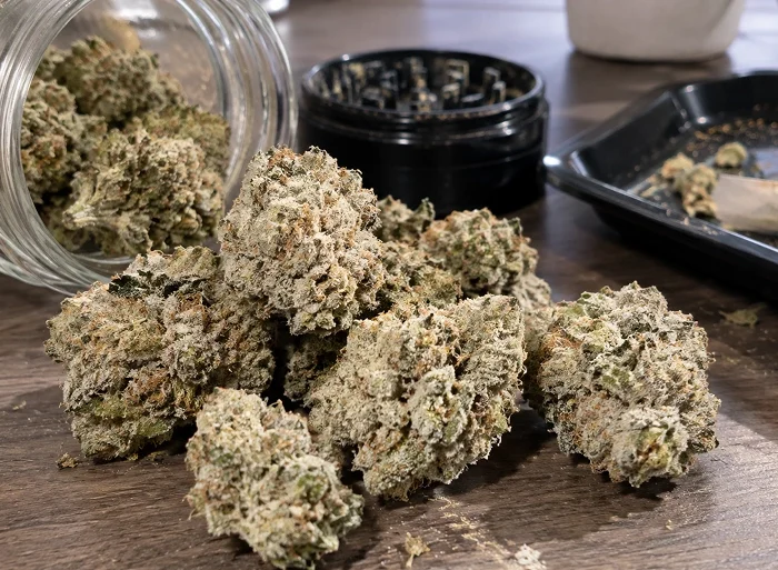 THCA Snowballs Explained Reviews, Effects & Where to Buy